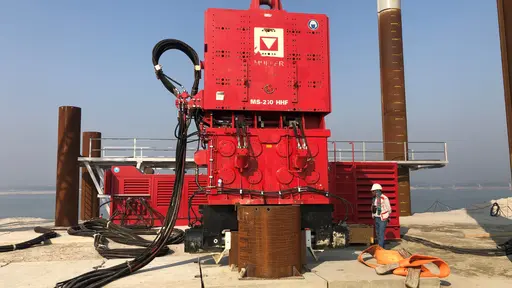 Les fondations de la première centrale nucléaire au Bangladesh