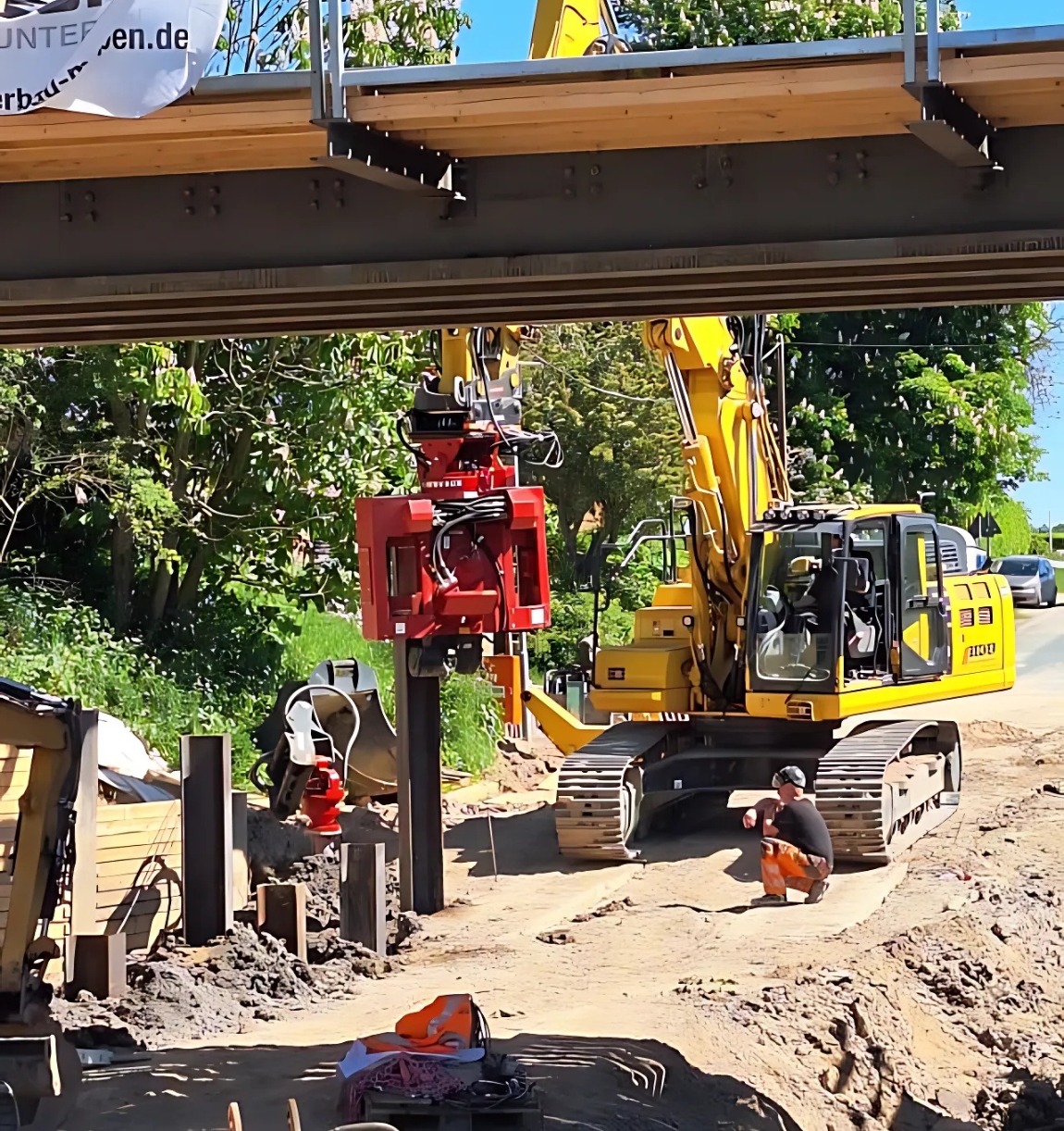 side-grip excavator-mounted vibratory hammers HFBV SGX | Buy +
