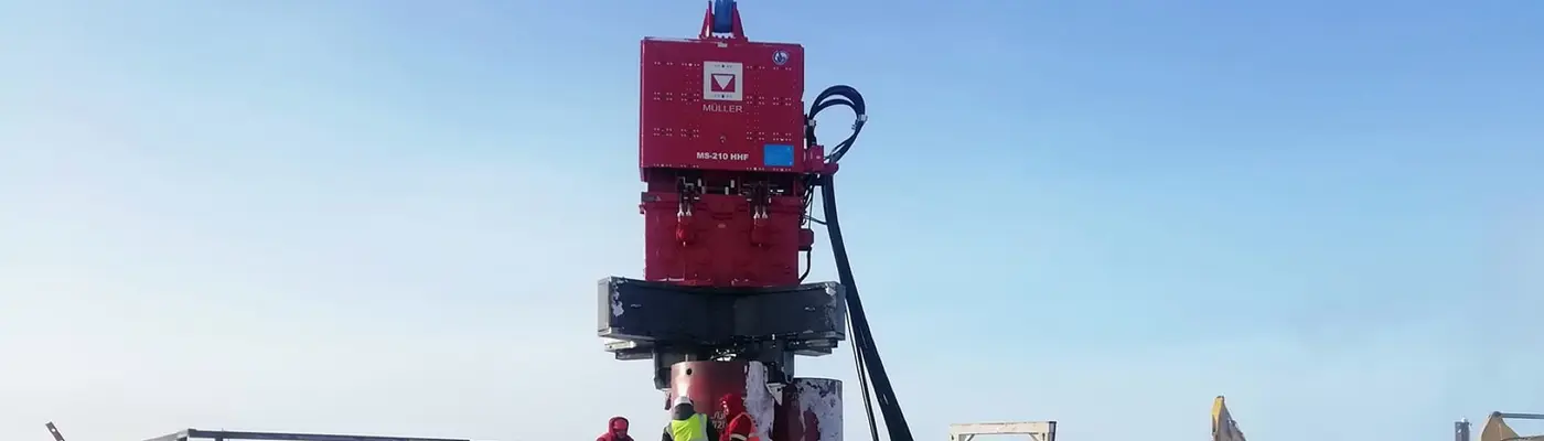 Vibratory hammers