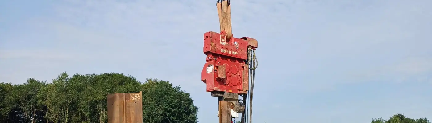 Free-hanging vibratory hammers HHF